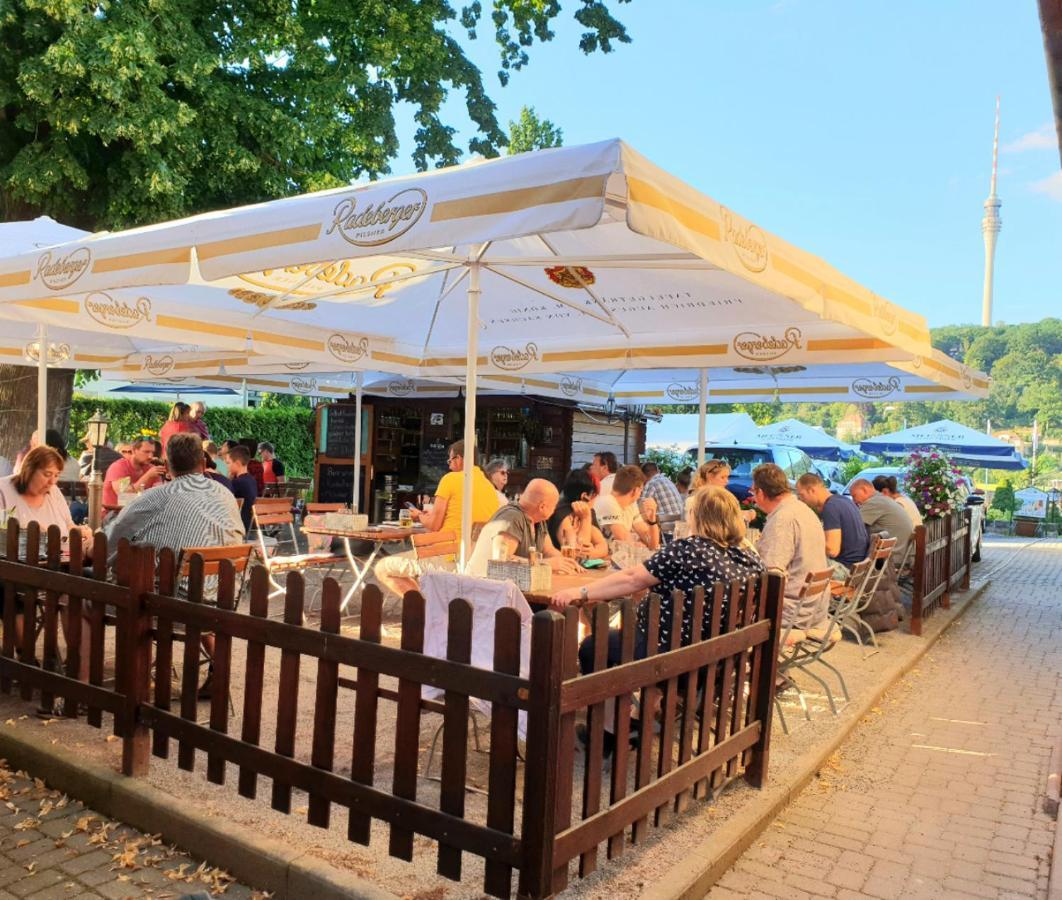 Hotel Alttolkewitzer Hof Дрезден Екстериор снимка