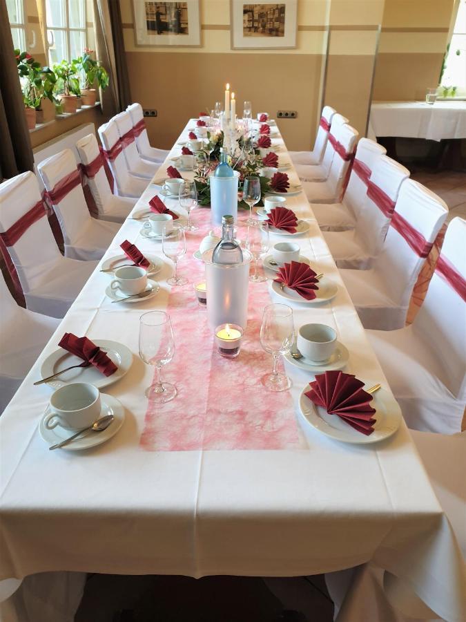 Hotel Alttolkewitzer Hof Дрезден Екстериор снимка