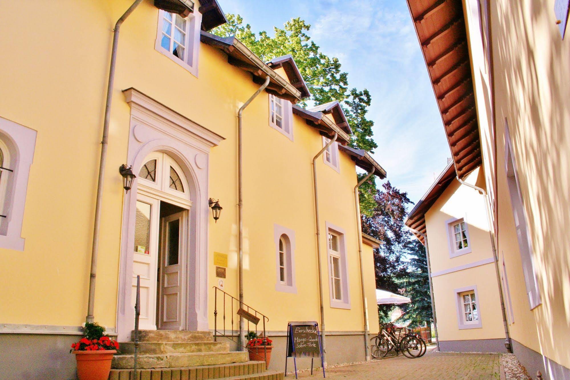 Hotel Alttolkewitzer Hof Дрезден Екстериор снимка